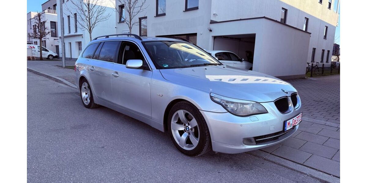 BMW 523 245.000 km 1.999 &euro; München 81829