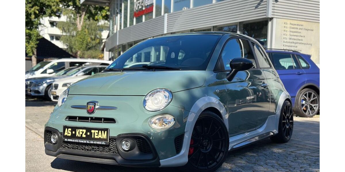 Abarth 695 23.850 km 35.580 &euro; München - Trudering 81827
