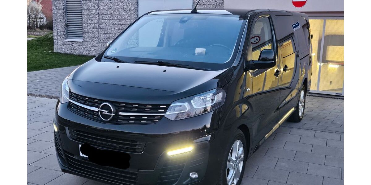 Opel Vivaro 139.800 km 22.500 &euro; München 80937