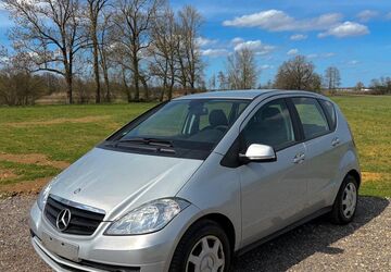 Mercedes-Benz A 180 285.000 km 1.799 &euro; Neufahrn 85375