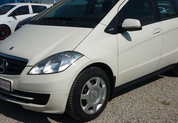 Mercedes-Benz A 160 98.000 km 4.950 &euro; München 81829