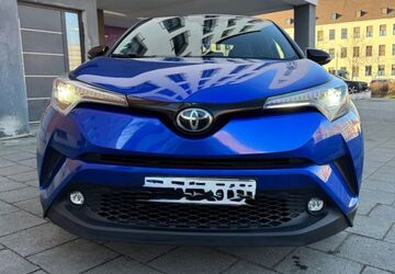 Toyota C-HR 269.000 km 10.500 &euro; München 81735
