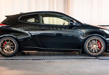 Toyota Yaris 24.350 km 34.900 &euro; Ismaning 85737