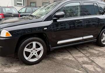 Jeep Compass 118.111 km 6.750 &euro; München 80636