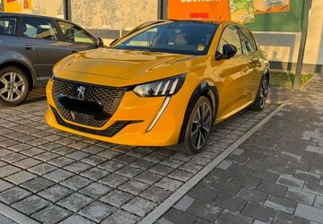 Peugeot 208 59.000 km 14.800 &euro; Maisach 82216