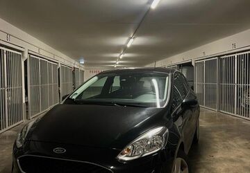 Ford Fiesta 98.000 km 8.600 &euro; München 81737