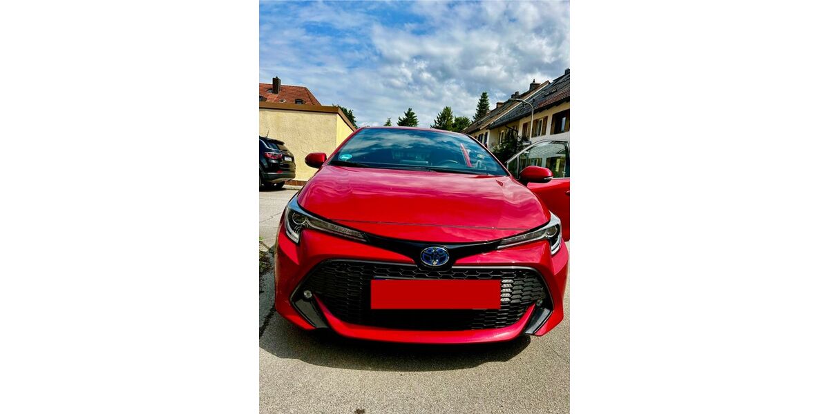 Toyota Corolla 53.000 km 19.380 &euro; München 81735