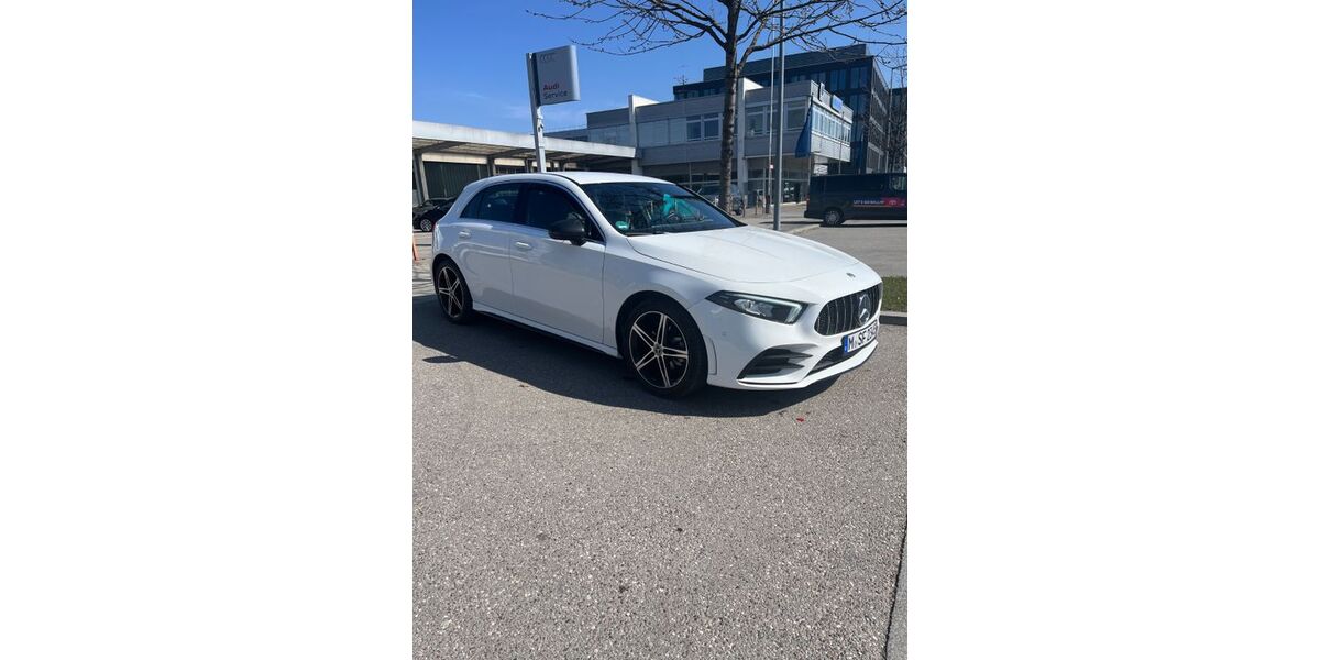 Mercedes-Benz A 180 71.000 km 19.800 &euro; München 81737