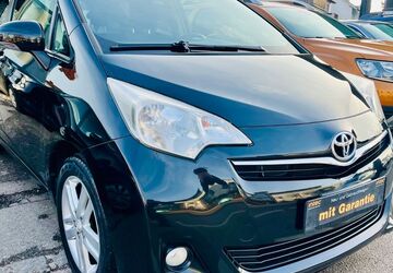 Toyota Verso-S 99.800 km 7.990 &euro; München 81825