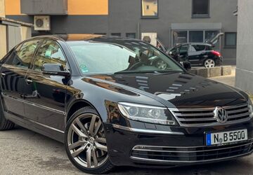 VW Phaeton 179.000 km 15.100 &euro; München 80809