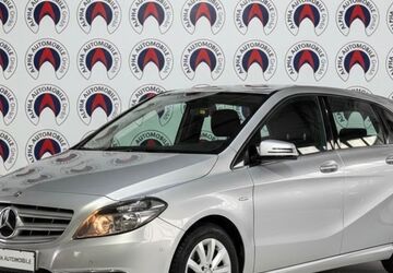 Mercedes-Benz B 200 109.000 km 10.990 &euro; München 81379