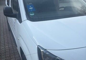 Peugeot Partner 89.000 km 9.500 &euro; Grasbrunn 85630