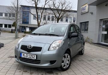 Toyota Yaris 113.000 km 3.600 &euro; Kirchheim bei München 85551