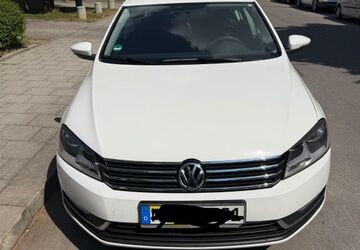 VW Passat 92.900 km 6.950 &euro; München 80995
