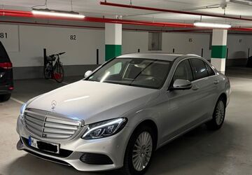 Mercedes-Benz C 400 126.000 km 22.900 &euro; München 81739