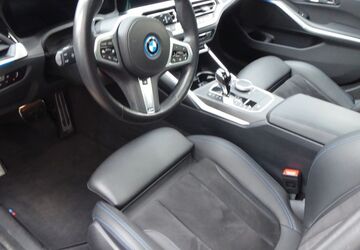 BMW 330 59.500 km 36.900 &euro; München 81739