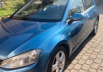 VW Golf 212.700 km 7.200 &euro; München 81369