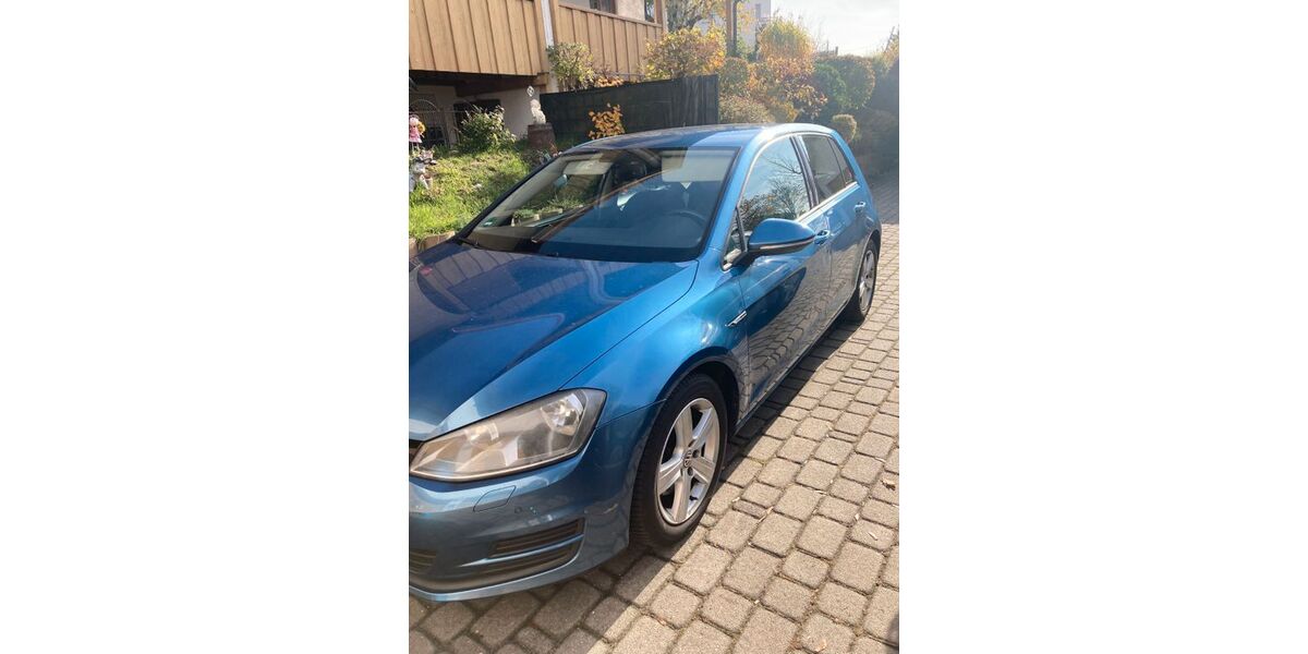 VW Golf 212.700 km 7.200 &euro; München 81369