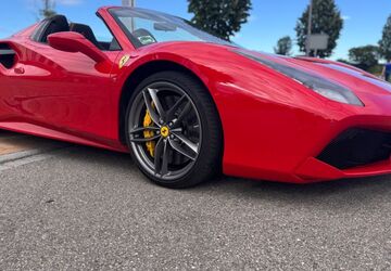 Ferrari 488 Spider 25.000 km 255.488 &euro; München 81825