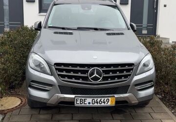 Mercedes-Benz ML 350 262.583 km 15.555 &euro; Ebersberg 85560