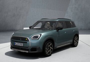 Mini Andere 5.996 km 44.155 &euro; München 80807