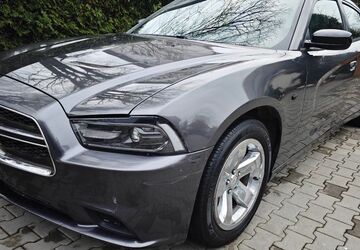 Dodge Charger 110.000 km 9.900 &euro; München 81247