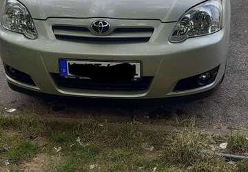 Toyota Corolla 97.000 km 4.500 &euro; München 80993