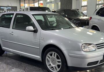 VW Golf 174.431 km 3.900 &euro; München 81829