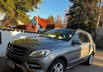 Mercedes-Benz ML 350 28.000 km 34.900 &euro; Muenchen 80939