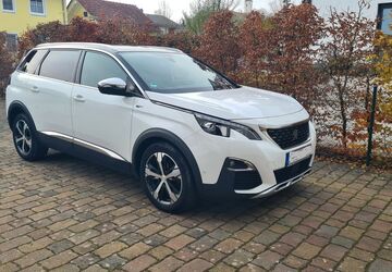 Peugeot 5008 116.885 km 19.000 &euro; Oberding 85445