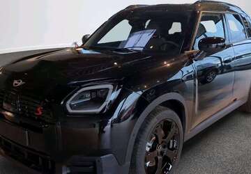 Mini Countryman S All4 2.691 km 42.370 &euro; München 80788