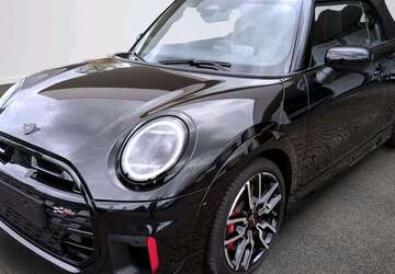 Mini John Cooper Works Cabrio 7.183 km 43.867 &euro; München 80788