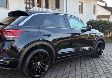VW T-Roc 77.765 km 24.900 &euro; München 80802