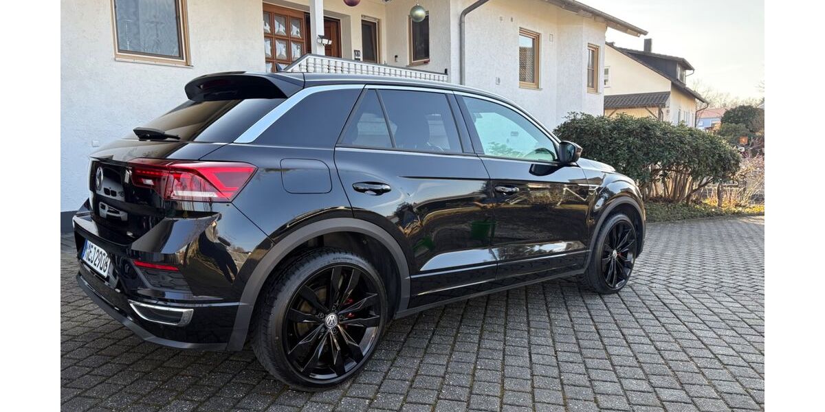 VW T-Roc 77.765 km 24.900 &euro; München 80802