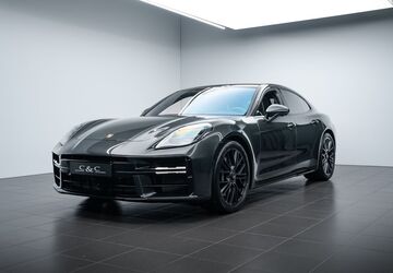 Porsche Panamera 2.350 km 179.000 &euro; Putzbrunn 85640