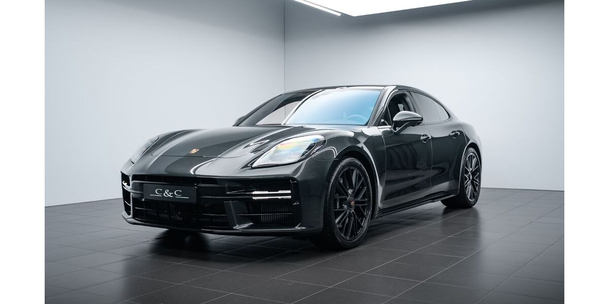 Porsche Panamera 2.350 km 179.000 &euro; Putzbrunn 85640
