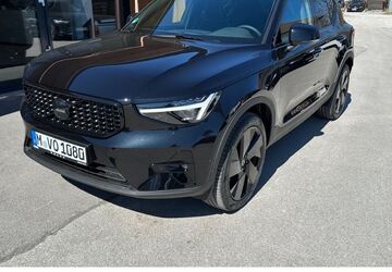 Volvo XC40 14.999 km 48.499 &euro; Baierbrunn 82065