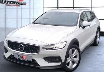 Volvo V60 Cross Country 47.250 km 33.450 &euro; Kirchseeon 85614