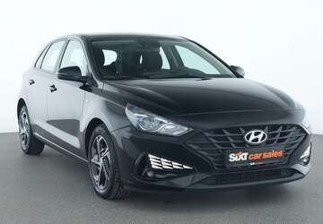 Hyundai i30 89.348 km 15.440 &euro; Garching 85748