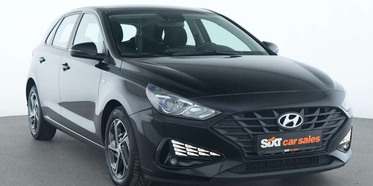 Hyundai i30 89.348 km 15.440 &euro; Garching 85748