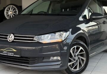 VW Touran 130.000 km 18.490 &euro; Fürstenfeldbruck 82256