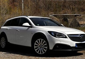 Opel Insignia CT 139.500 km 9.400 &euro; München 81479