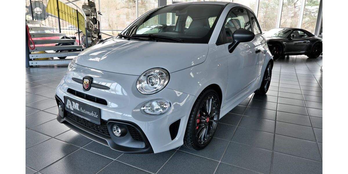 Abarth 695 27.800 km 28.800 &euro; München 81829