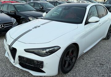 Alfa Romeo Giulia 285.000 km 8.900 &euro; München 81829