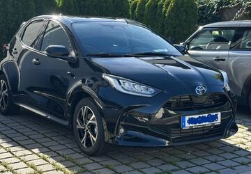 Toyota Yaris 9.990 km 22.990 &euro; Ismaning 85737