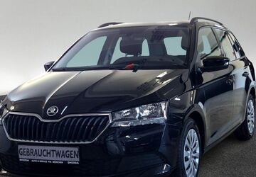 Skoda Fabia 50.400 km 14.460 &euro; München 80935