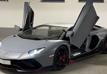 Lamborghini Aventador 2.200 km 689.000 &euro; Grünwald 82031