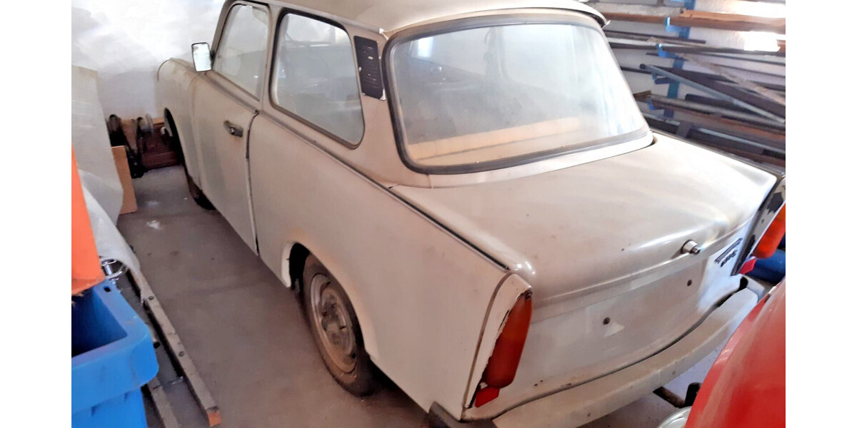 Trabant P 601 82.849 km 1.750 &euro; Erdweg 85253
