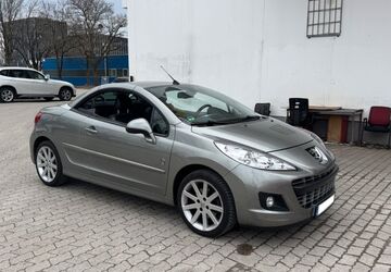 Peugeot 207 111.700 km 3.990 &euro; München 80686