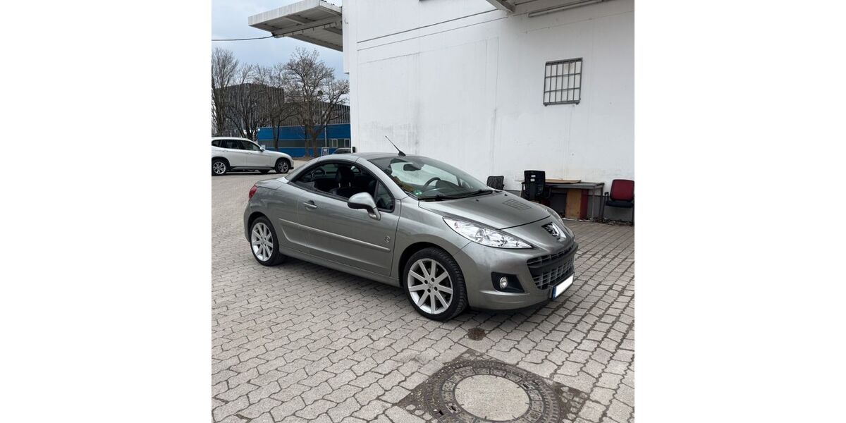 Peugeot 207 111.700 km 3.990 &euro; München 80686